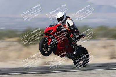 media/Dec-01-2025-Moto Forza (Mon) [[2daa91e15f]]/1-Advanced Group/Session 3 Turn 3 Exit Bump Pans/